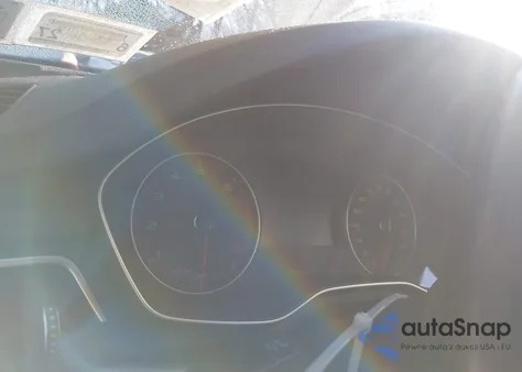 2017 Audi A4 2.0T Premium z USA, uszkodzony, nr VIN WAUANAF44HN006448